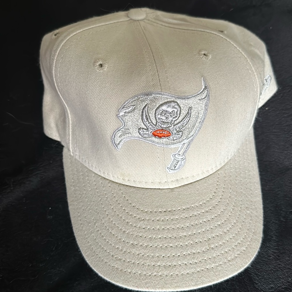 Buccaneers Hat